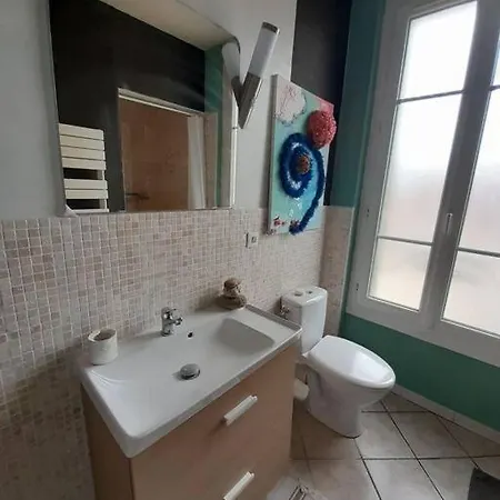Holiday home La Brunette : Grande Maison Avec Jardin Crepy-en-Valois